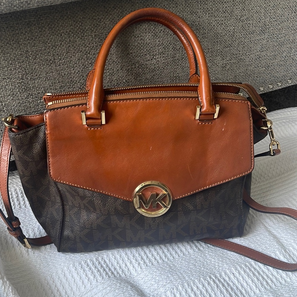 Michael Kors Hudson medium satchel